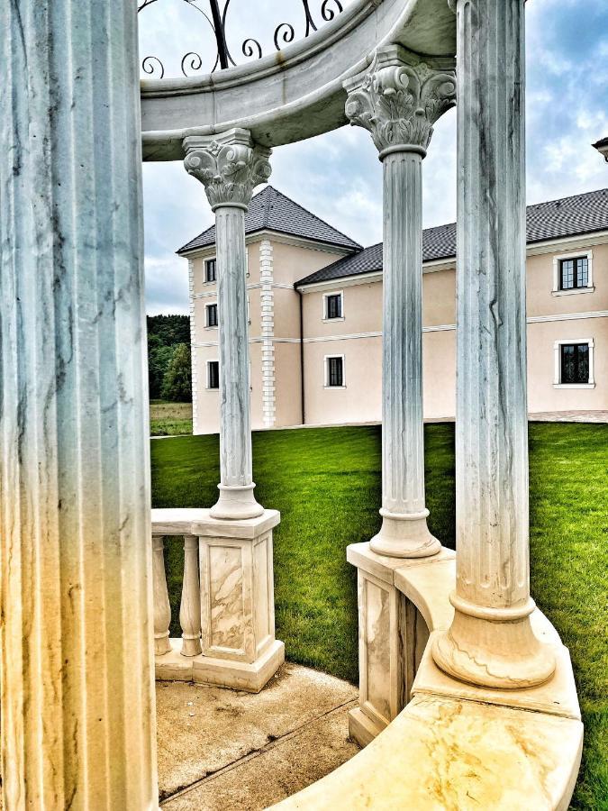 Château Šanov Sanov  Extérieur photo
