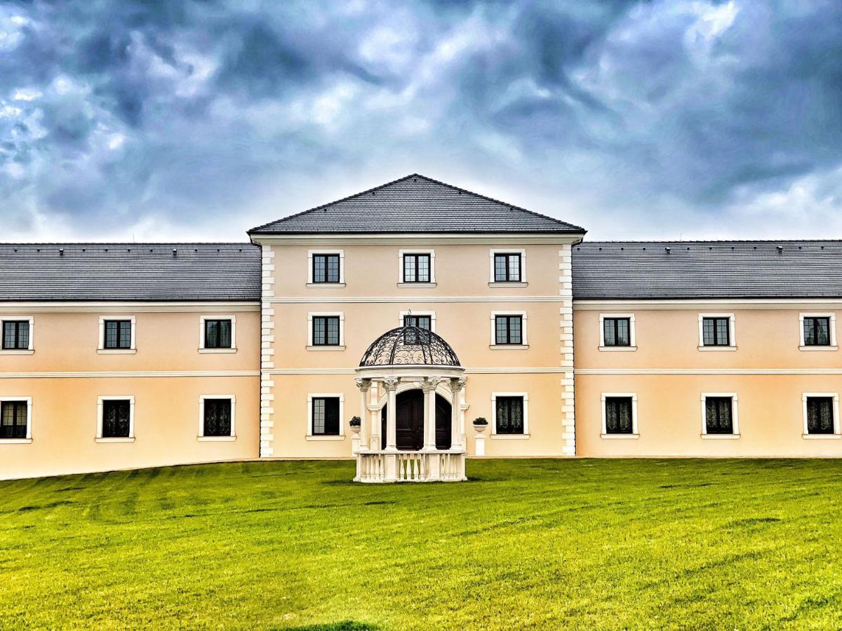 Château Šanov Sanov  Extérieur photo